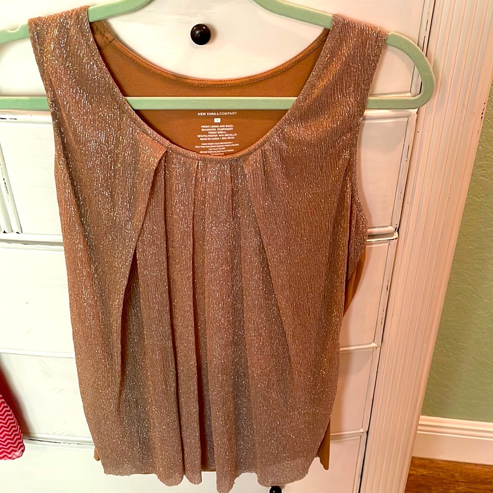 New York and company gold top!